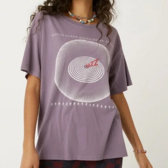 Daydreamer Tops - Daydreamer LA Queen Jazz Band Tee Oversized Fit